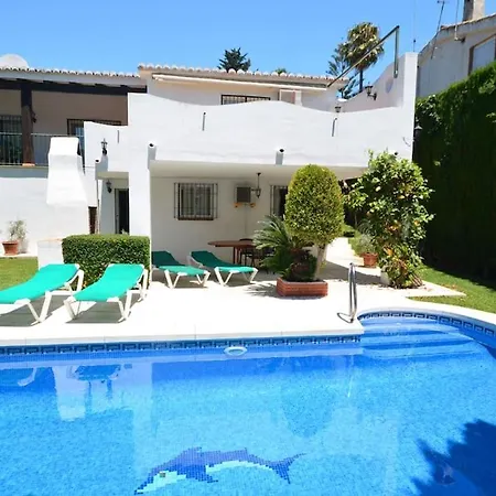 High Quality, Spacious, 4 Bedroom Private Santa Fe de los Boliches